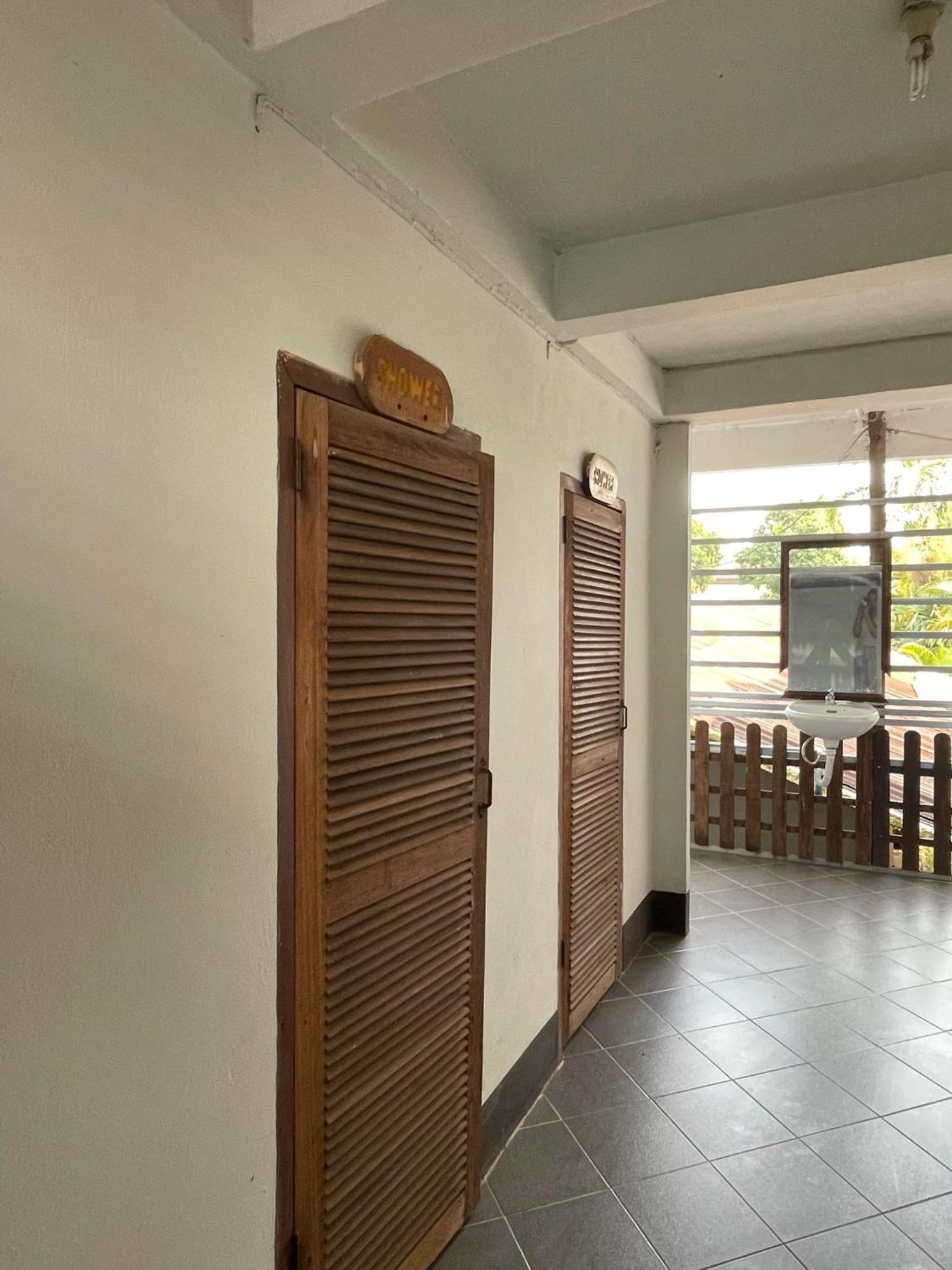 Thakhek Travel Lodge Luaran gambar