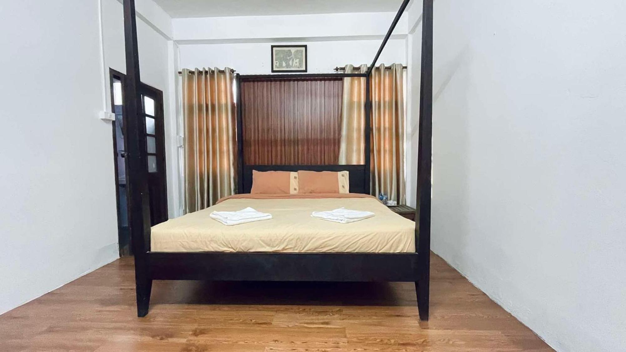 Thakhek Travel Lodge Luaran gambar
