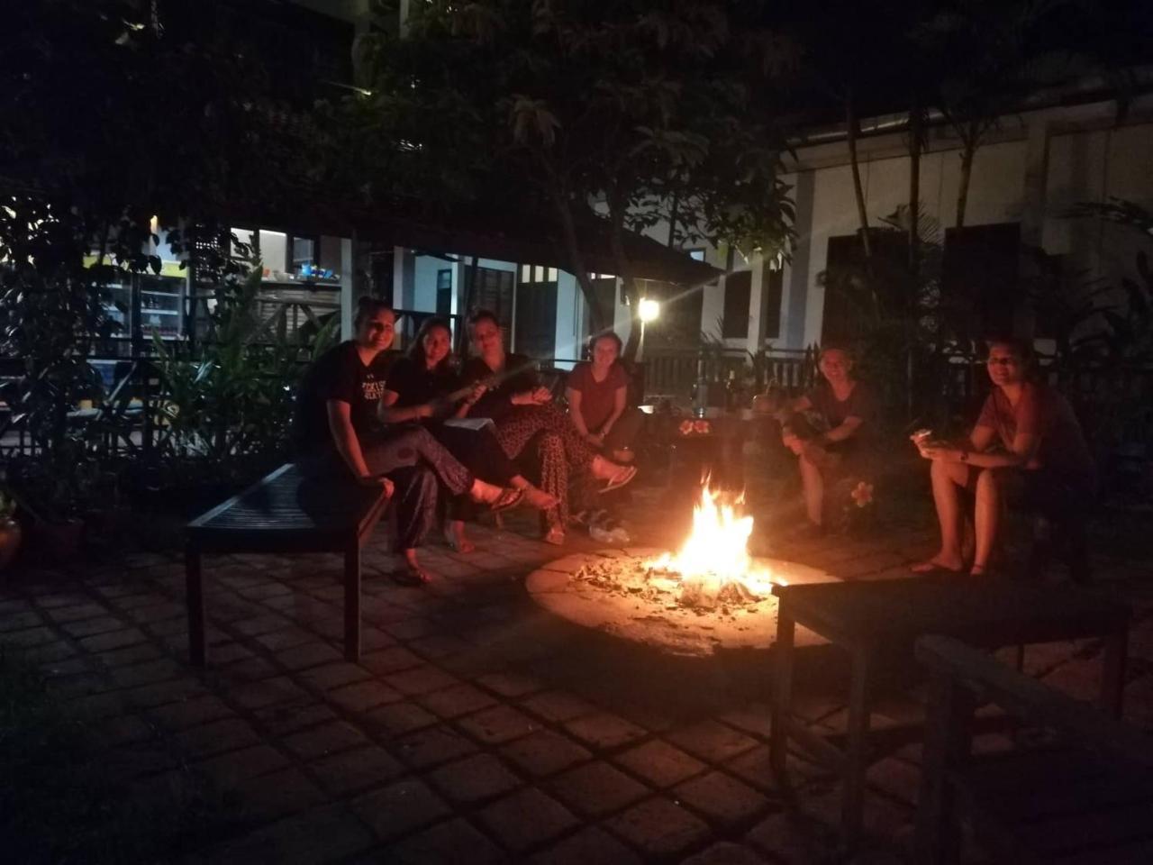 Thakhek Travel Lodge Luaran gambar